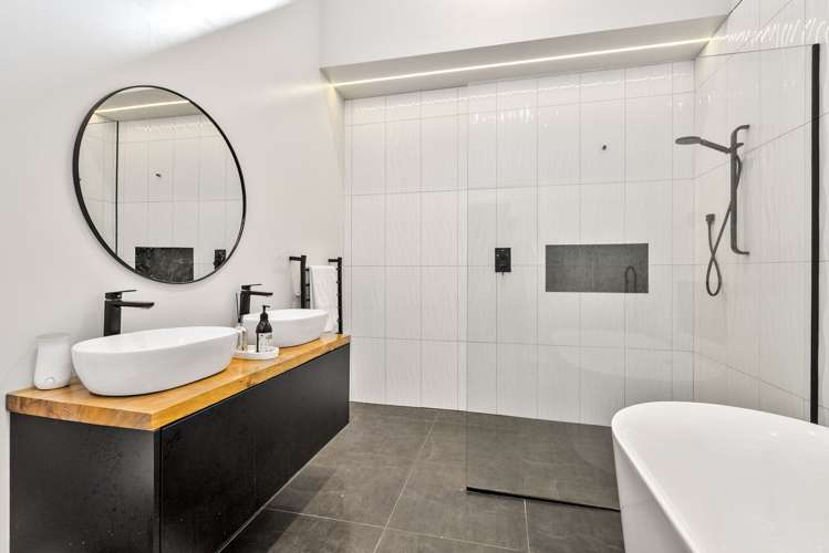 294 Kamo Road_2