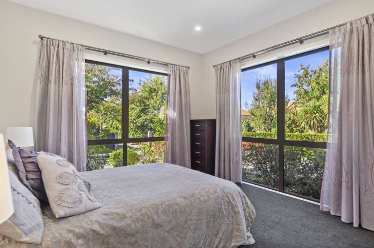 10 Glen Bridge Lane Harewood_16