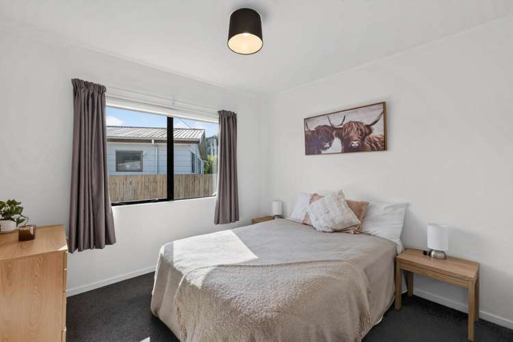 8A Solomon Street Brookfield_9