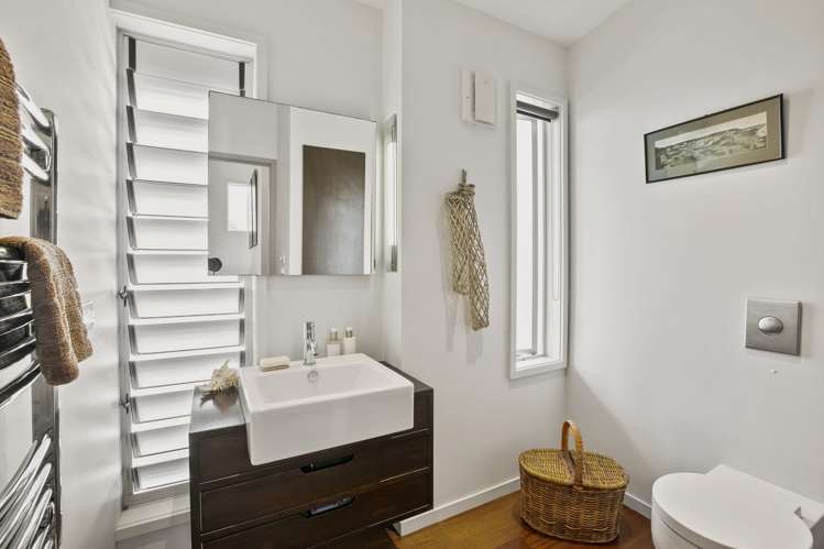 90a Buller Street New Plymouth Central_11