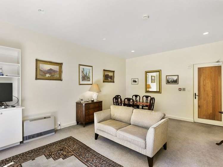 1/28 Hobson Street Thorndon_9