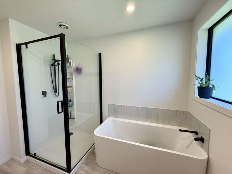 52 Newcastle Street Windsor_27