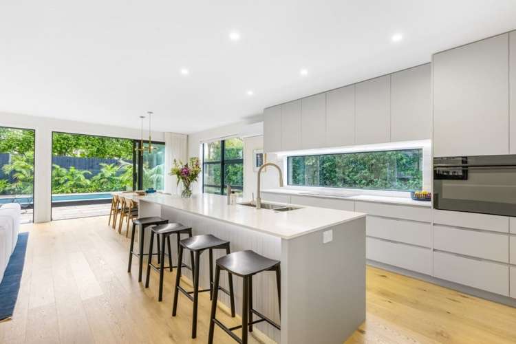 8 Lemington Road Westmere_1