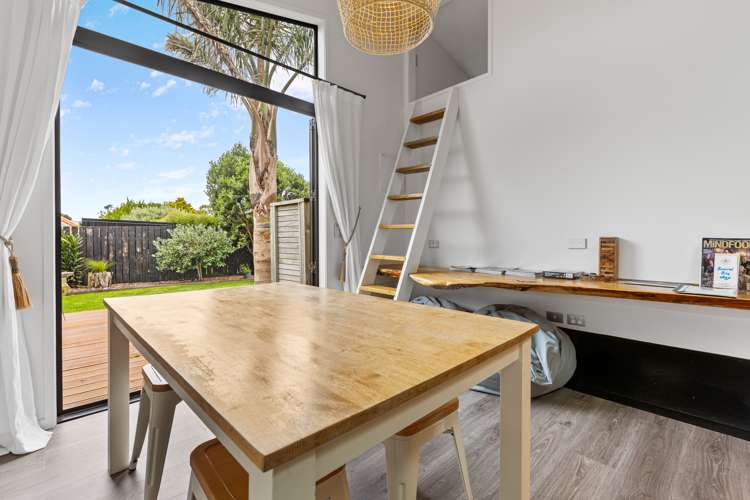 15a Barrett Road Whalers Gate_24