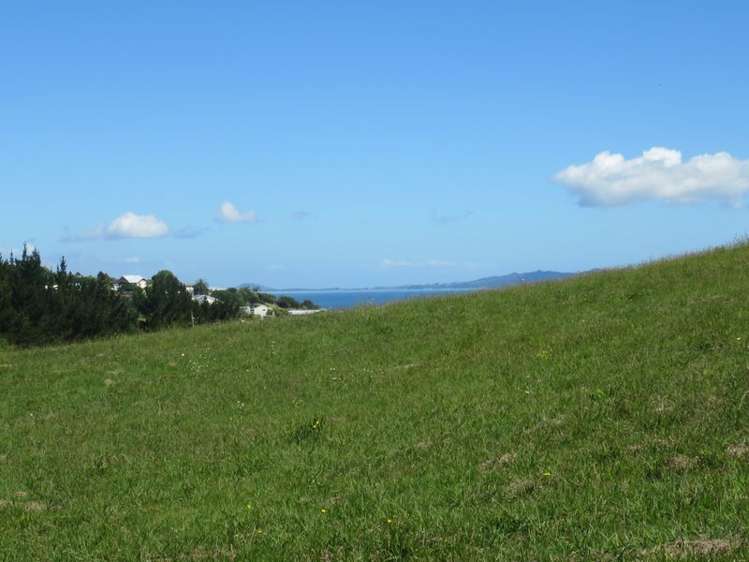 24 Pekama Drive Cable Bay_6