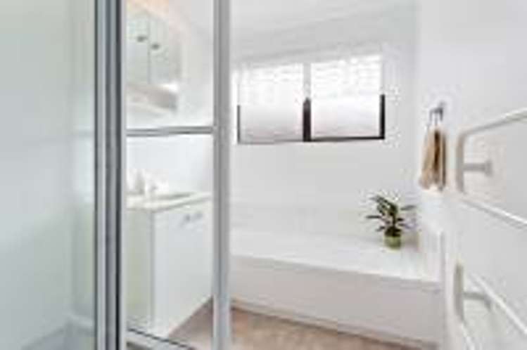 2/54 Nikau Street New Lynn_15