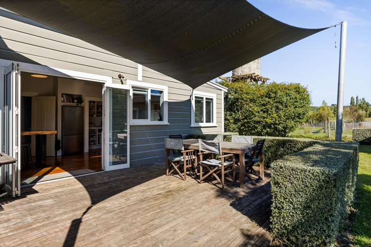 2033 Kahuranaki Road Kahuranaki_21