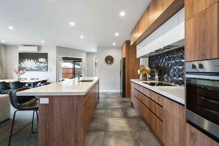 34 Freedom Drive Kelvin Grove_14