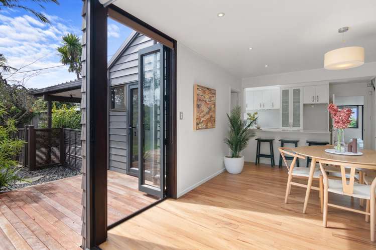 33 Woodlands Crescent Browns Bay_8