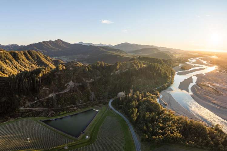 640 Northbank Road Wairau Valley_11