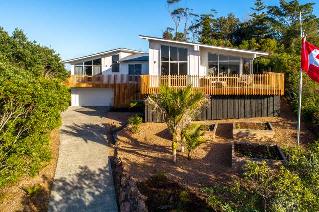 57 Church Bay Road Oneroa_1