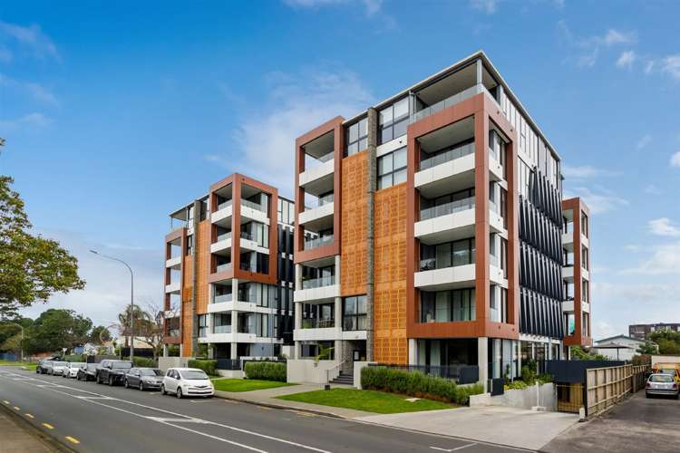 07/28g Killarney Street Takapuna_18