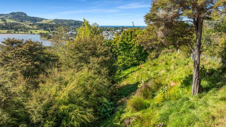 12 Patton Place Tairua_10