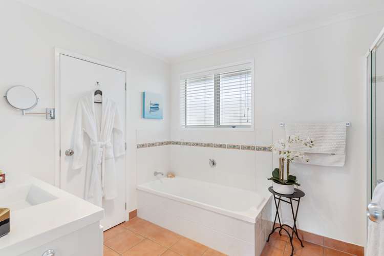 8 Elan Place Stanmore Bay_9