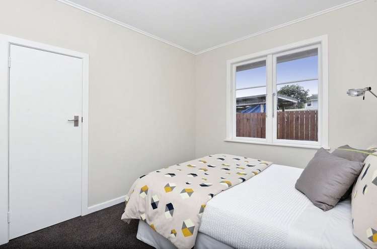 13 Penney Avenue Mount Roskill_8