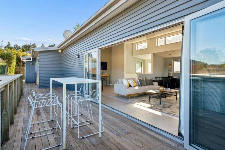 8A Norman Road Titirangi_6