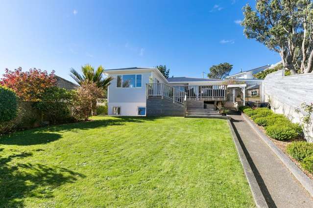 204 Helston Road Paparangi_1