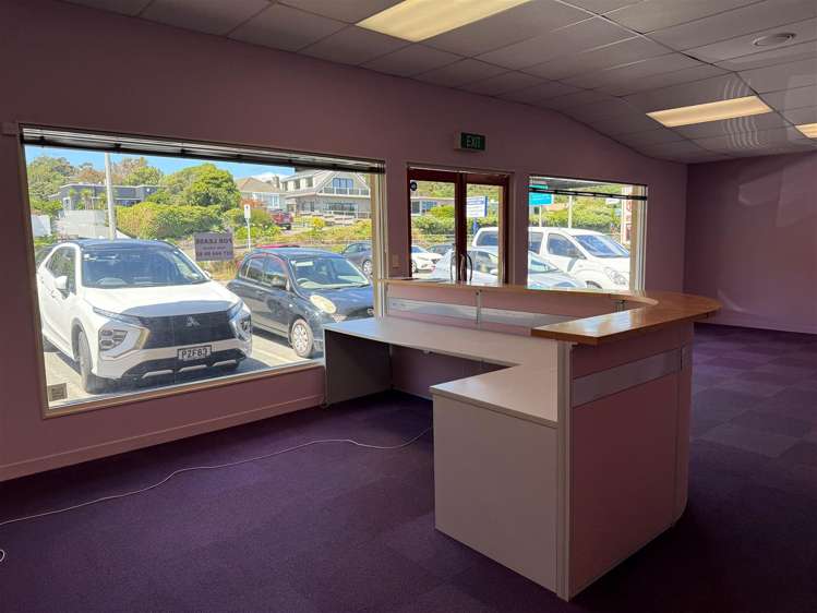 Shop 6, 107a Mana Esplanade Paremata_7