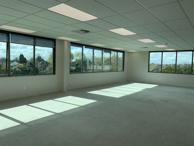 1 London Street Hamilton Central_2