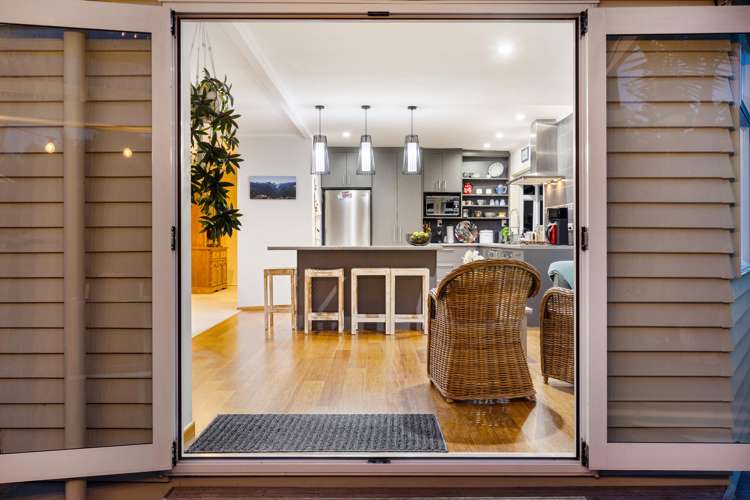 29 Korotaha Terrace Rothesay Bay_5