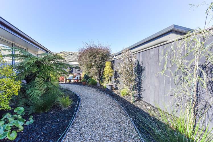 25 Malone Crescent Richmond_18
