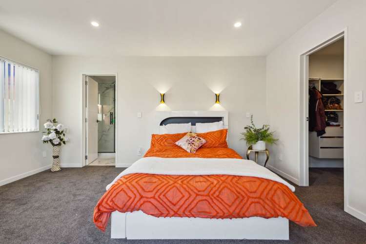 44 Tannaghmore Drive Flat Bush_11