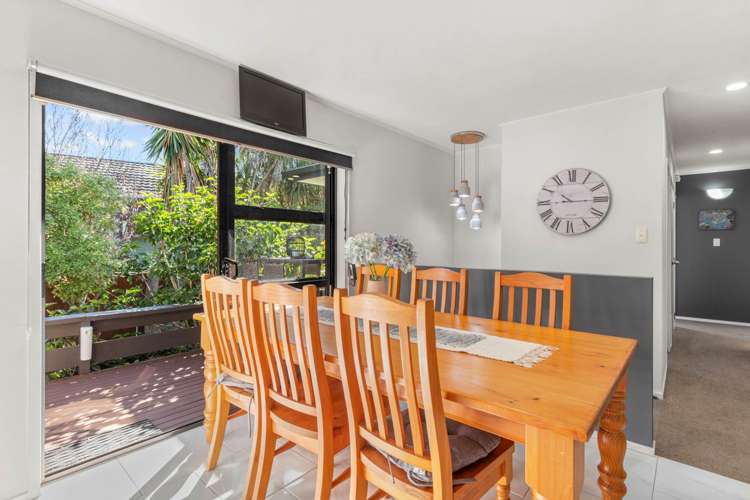 11 Hoylake Place Wattle Downs_5