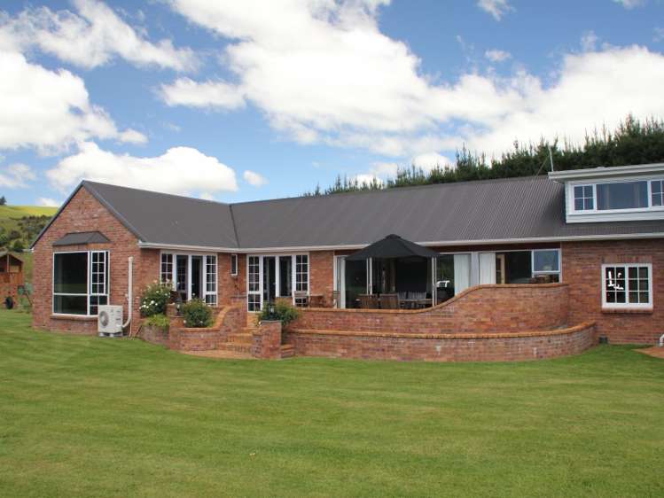 1089 Te Anau Mossburn Highway Te Anau Surrounds_22