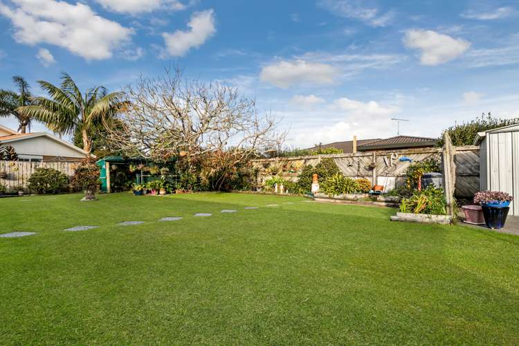 22 Lakeside Drive Orewa_19