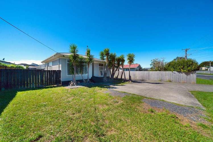 29 Don Buck Road Massey_12
