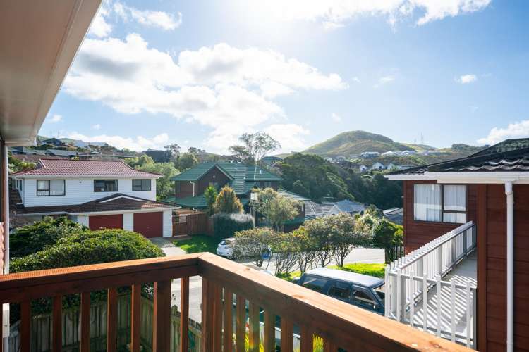 6 Wantwood Grove Churton Park_11