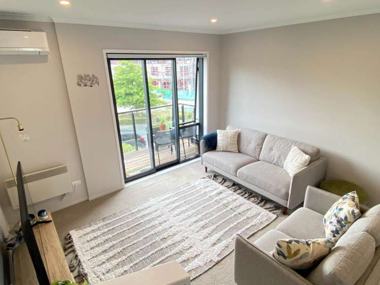 69 Te Oneroa Way Long Bay_1