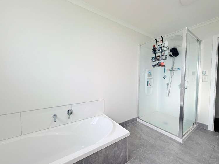  9 Taraiti Crescent Kenepuru_14