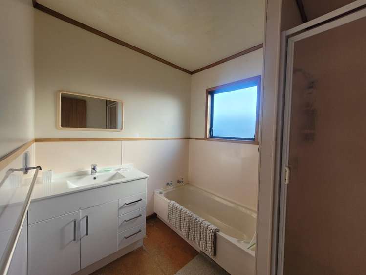  B/8 Mill Road Whitianga_10