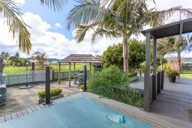 2334 State Highway 16 Helensville_11