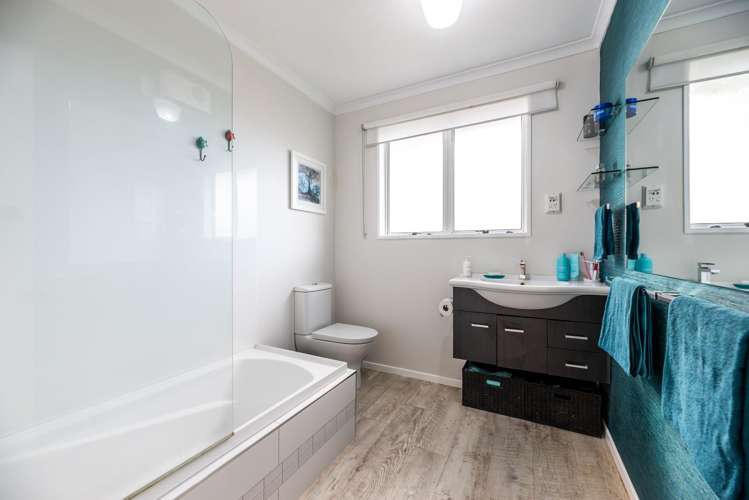 18 Manson Street Greerton_11