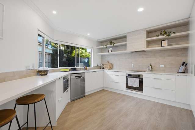 Private, Peaceful & Perfectly Positioned - 62a Grange Road