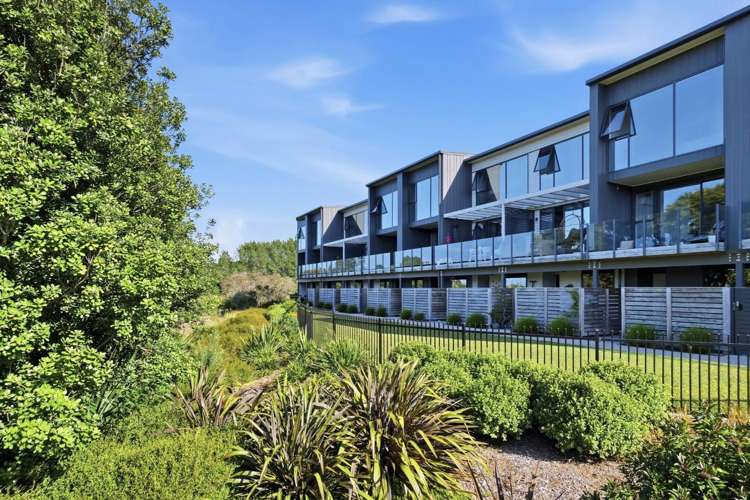 9/29 Montgomery Road 1080_13