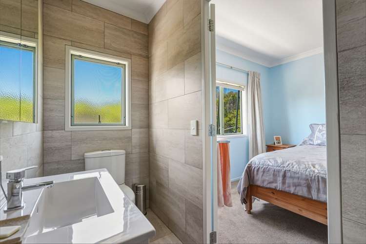 28 Mangatete Heights Kaingaroa_23