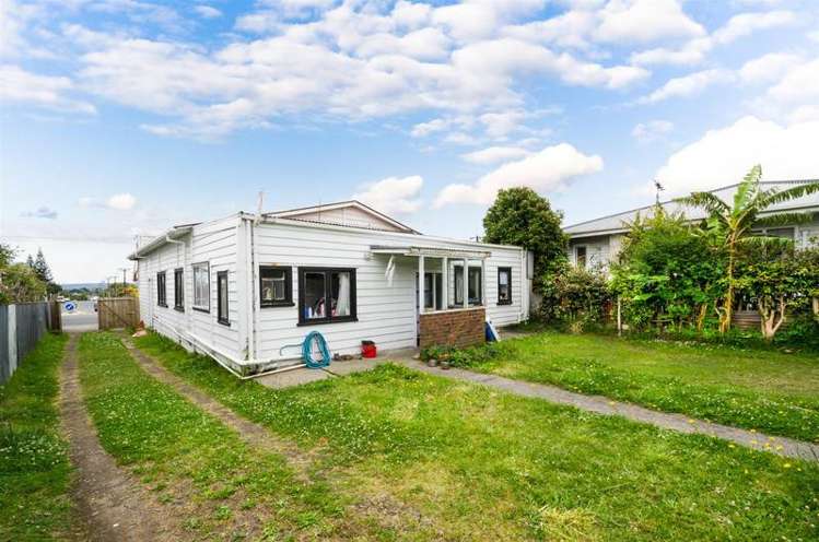 57 New Windsor Road New Windsor_10