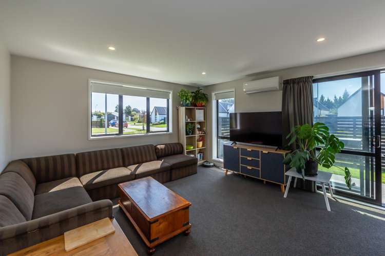 6 Berg Way Belfast_7