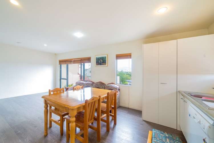 23/14 Ambrico Place New Lynn_5