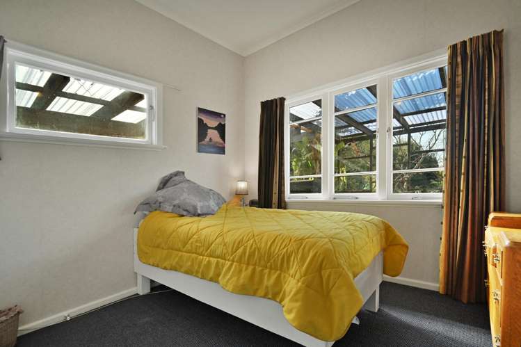 112 Lyndhurst Road Frimley_13