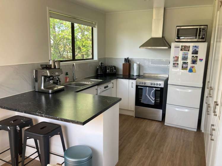 10b Catkin Crescent Papatoetoe_6