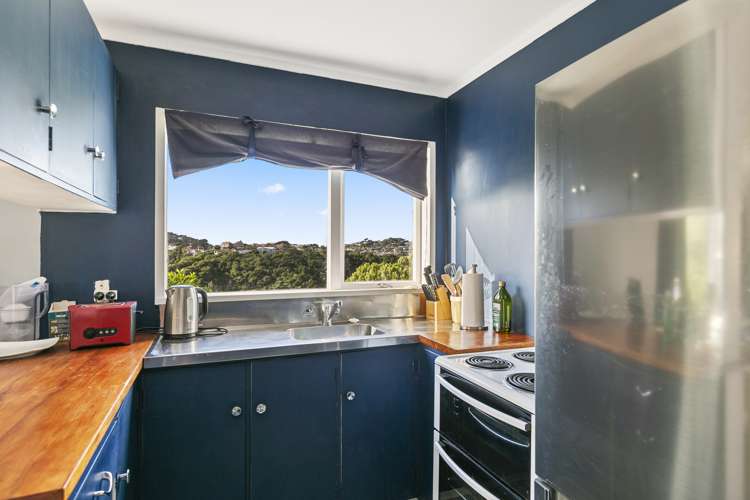 3/25 Winston Street Crofton Downs_3