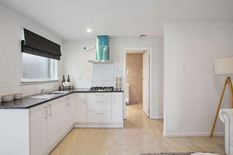 32 Glenmore Road Sunnyhills_29