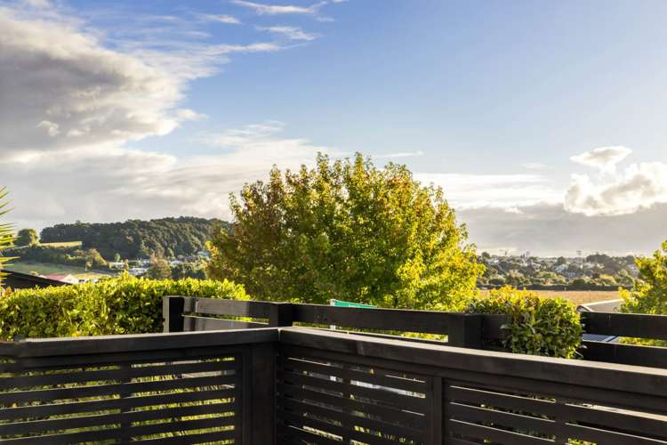 16 Knoll Rise Pukekohe_5