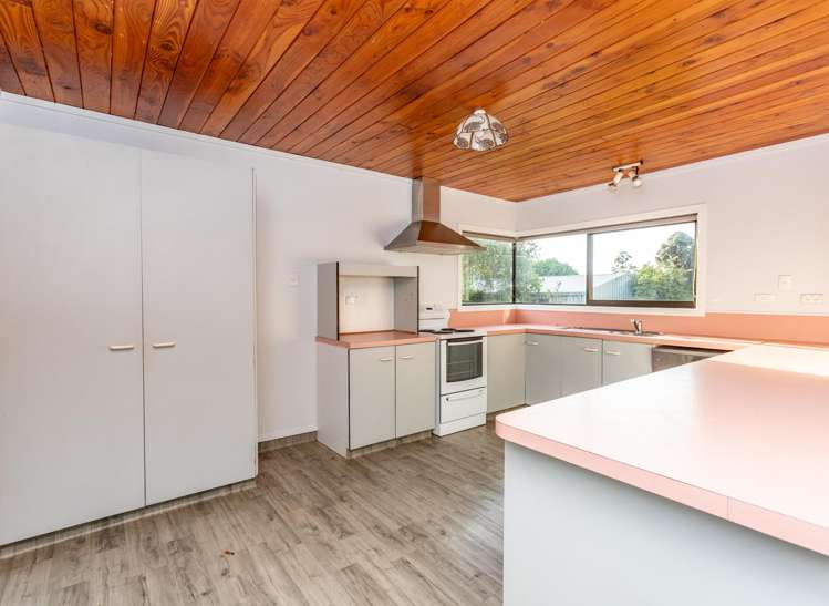 28 Claremont Avenue Paeroa_13