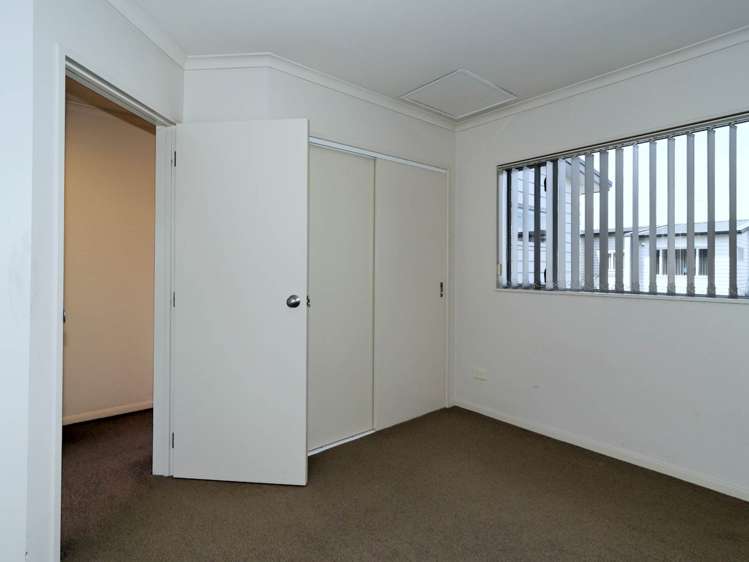 49 Mandival Avenue Flat Bush_6
