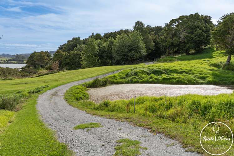 275 Metcalfe Road Matakohe_29